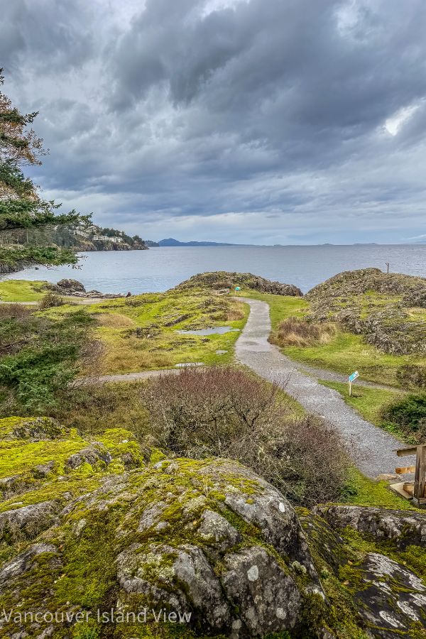 An ocean view at Neck Point Park in Nanaimo. This is one of the top 10 Nanaimo walks. Vancouver Island View